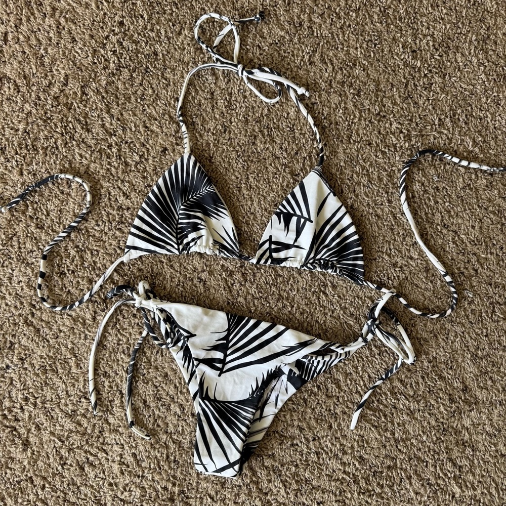 Mikoh Bikini Set, Black and White Palm Tree, Large, Halter Tie Top, Tie Bottoms